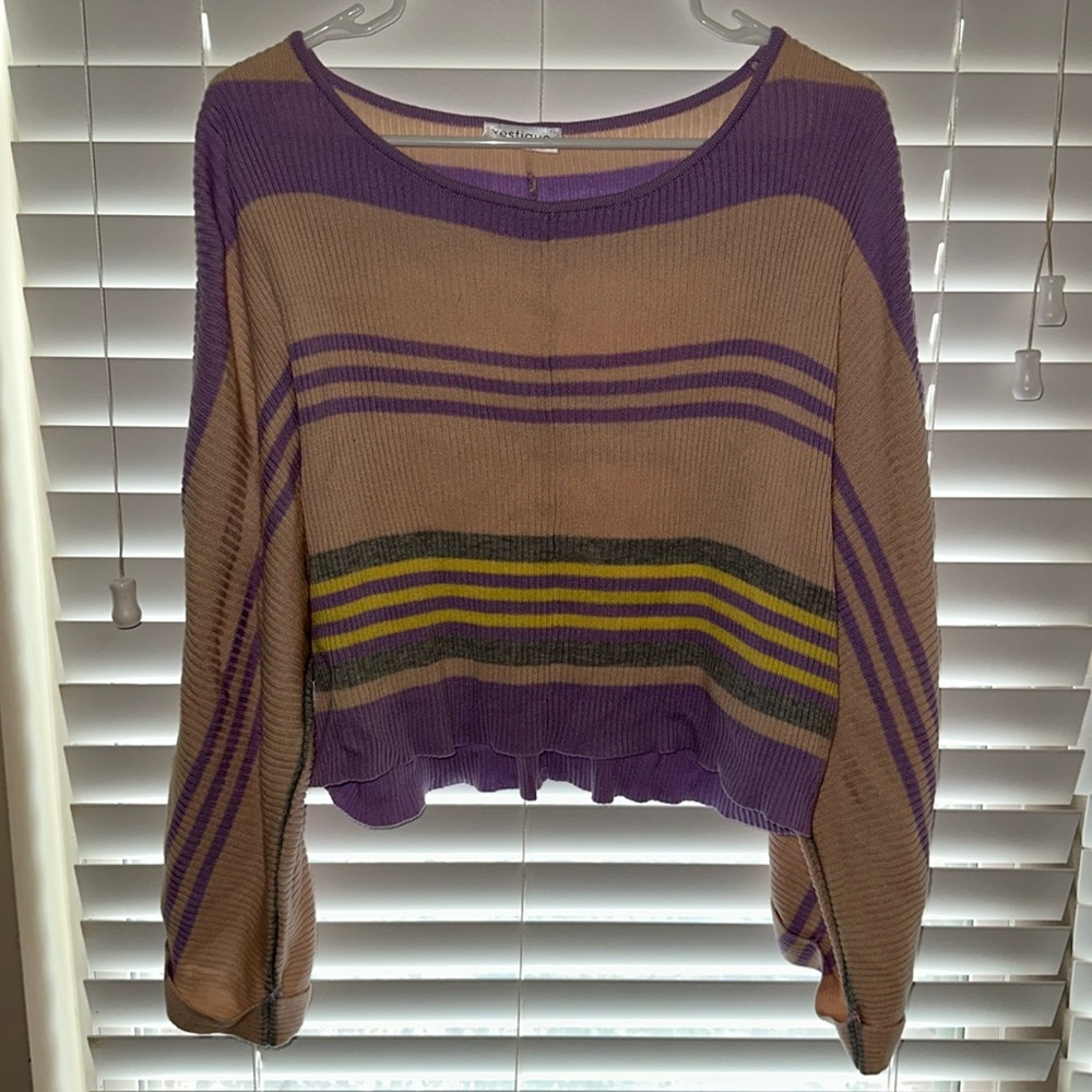 Vestique spring sweater size small